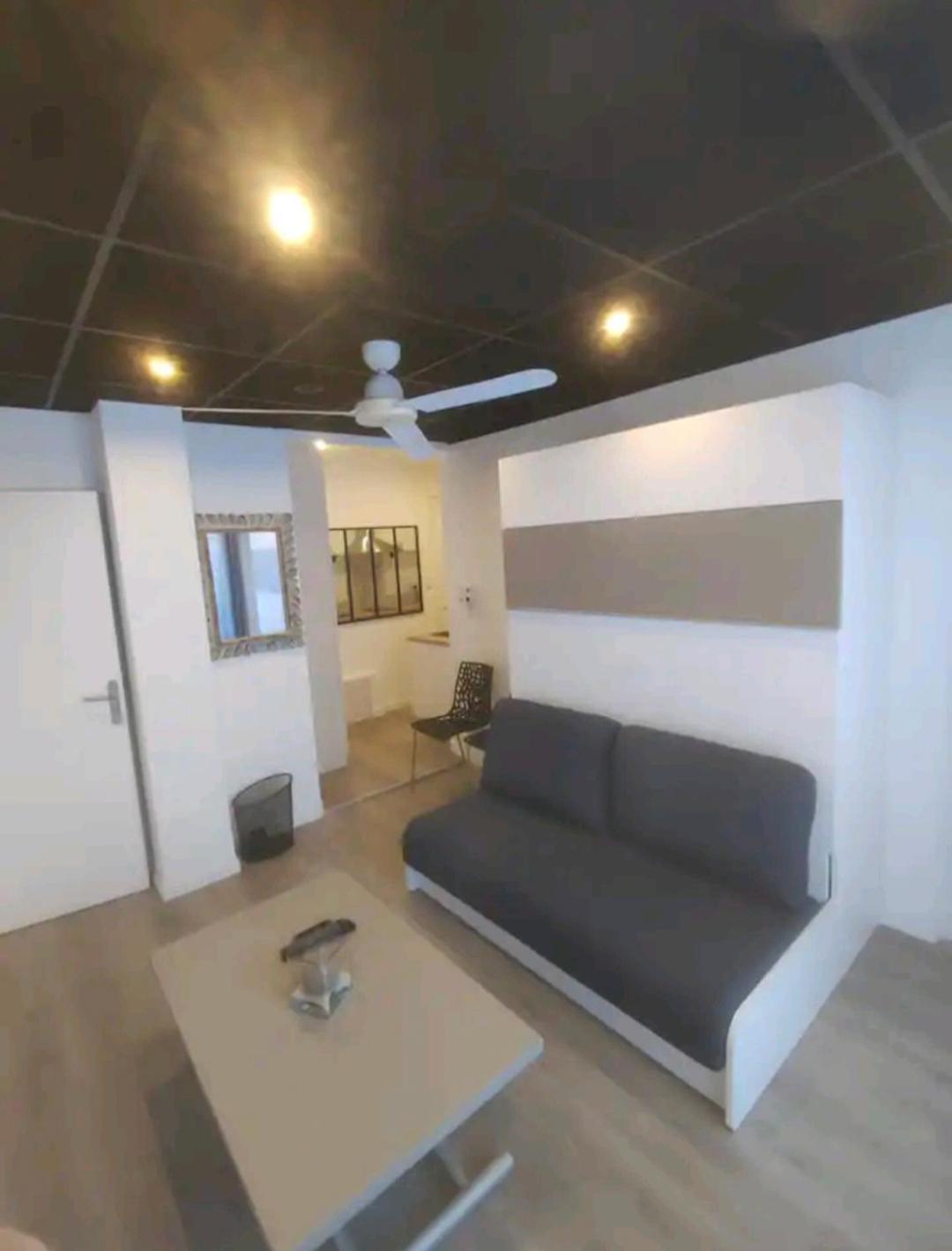 Studio Tout Confort Bord De Mer Vallauris Exterior foto